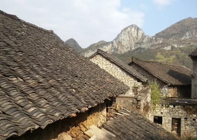 土地确权后,农村宅基地有70年和无期限的分别!到期后咋办?